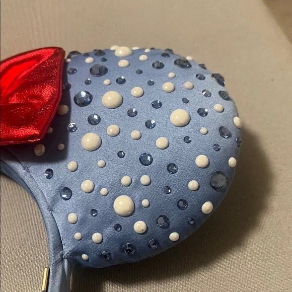 Snow White Loungefly Backpack, Wallet, and Baublebar Ears Set - Picture 8 of 16